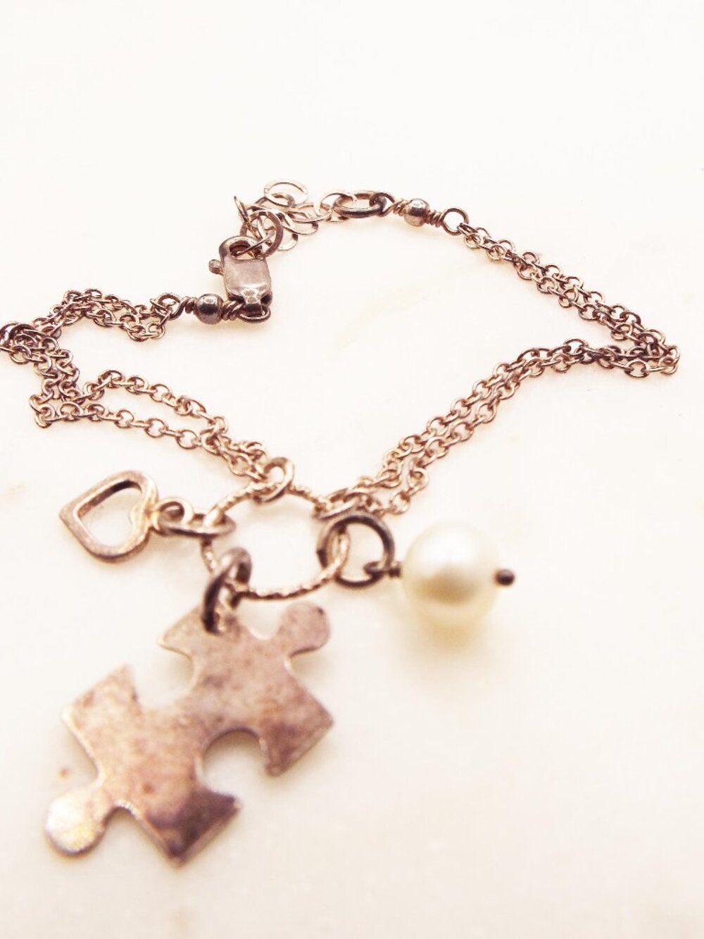 AUTISM AWARENESS STERLING PUZZLE PIECE, PEARL & HEART CHARM CHAIN BRACELET L